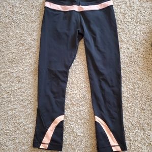 Lululemon crop leggings